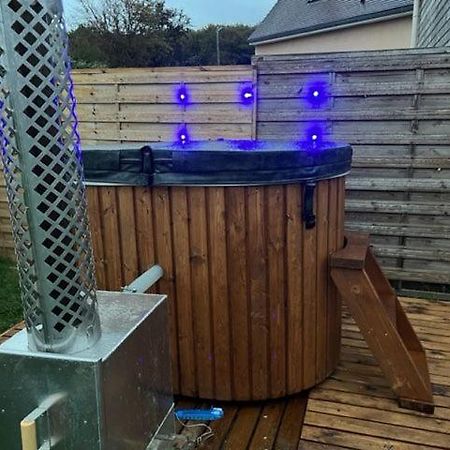 Cottage Cocooning Romantique Avec Jaccuzzi Prive Ancinnes Extérieur photo