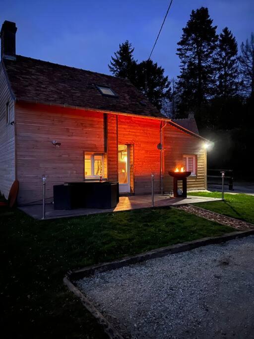 Cottage Cocooning Romantique Avec Jaccuzzi Prive Ancinnes Extérieur photo